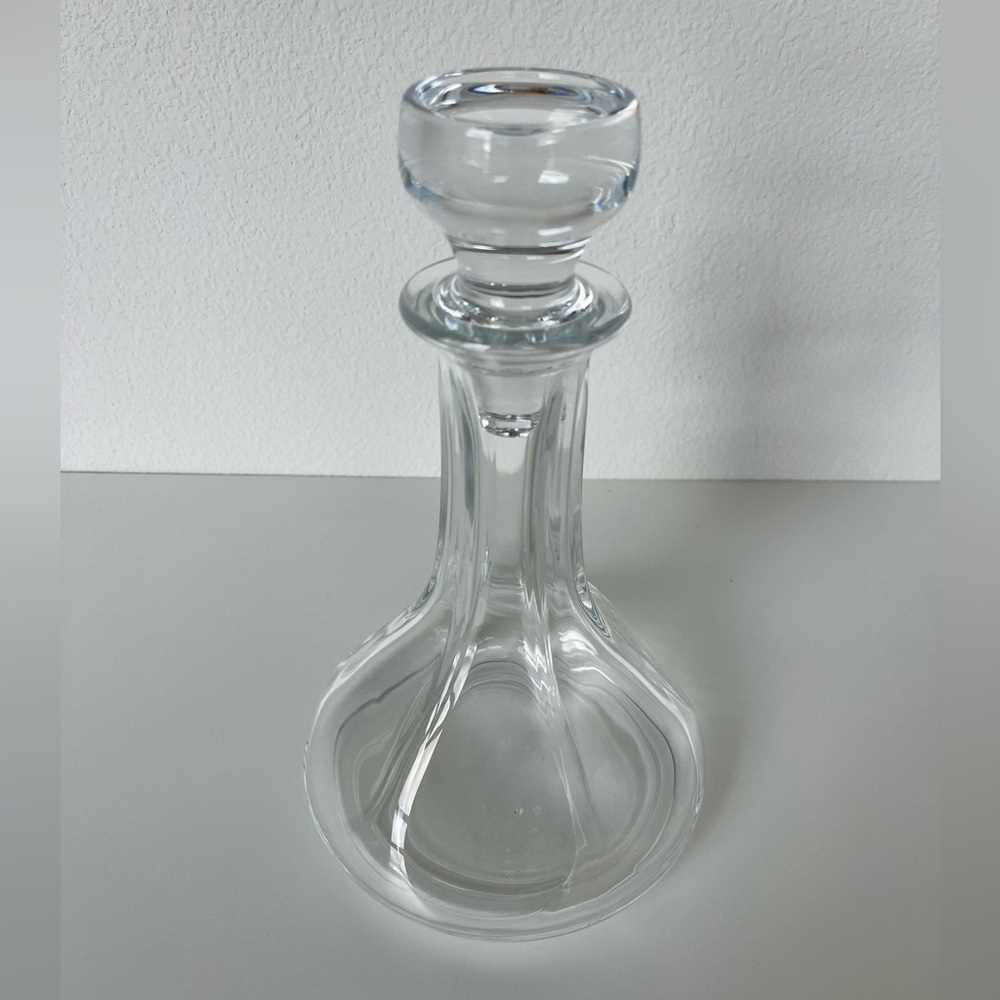 Glass Decanter Bottle & Stopper